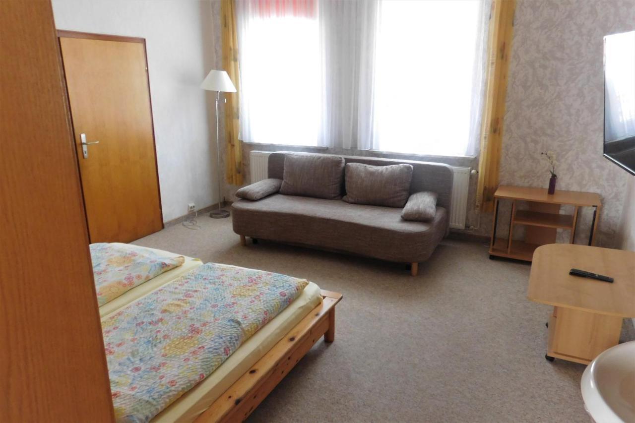 Hotel Pension Am Kurmittelhaus Bad Grund Εξωτερικό φωτογραφία