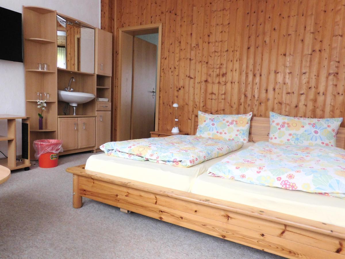 Hotel Pension Am Kurmittelhaus Bad Grund Εξωτερικό φωτογραφία